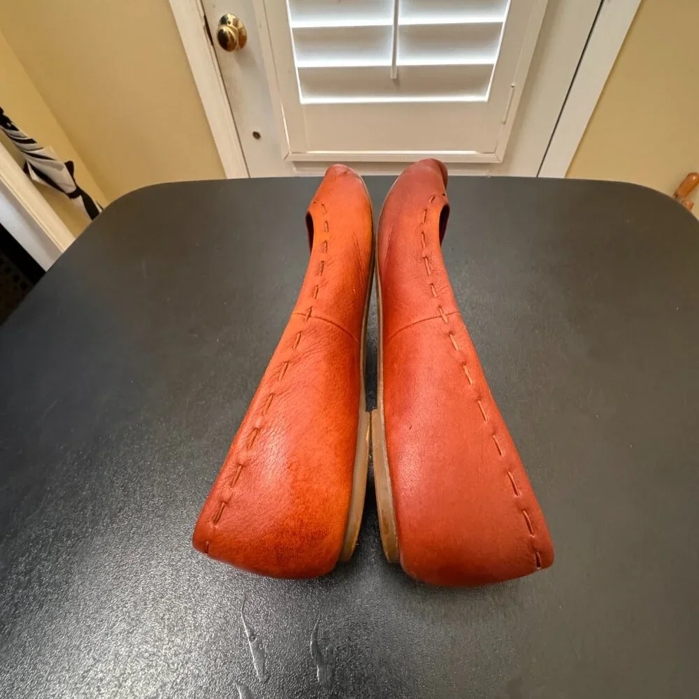 Frye kiki tan leather ballet flats with pointed toe size 8